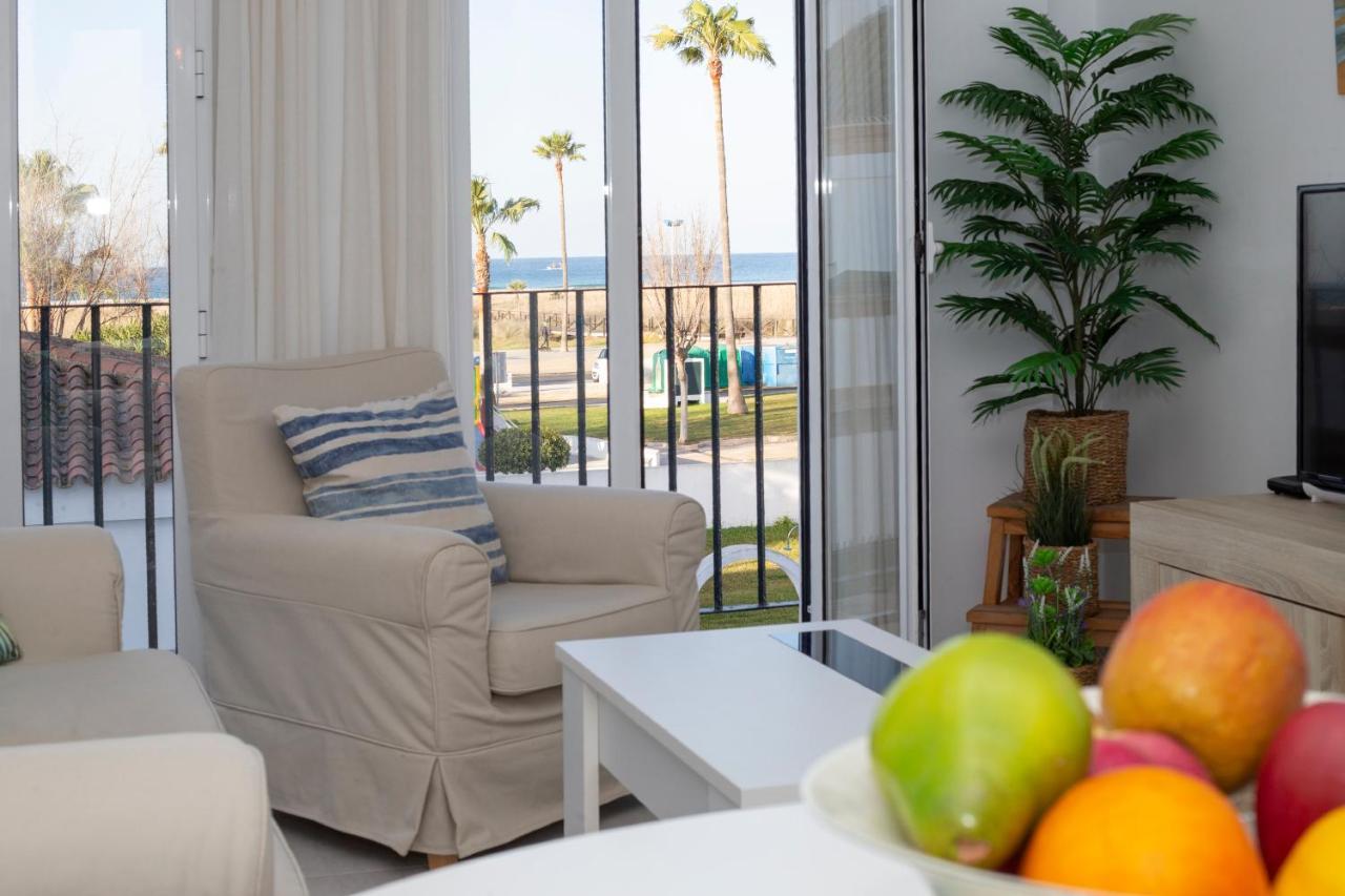 Apartamento Con Vistas Al Mar โกนิล เด ลาฟรอนเตรา ภายนอก รูปภาพ