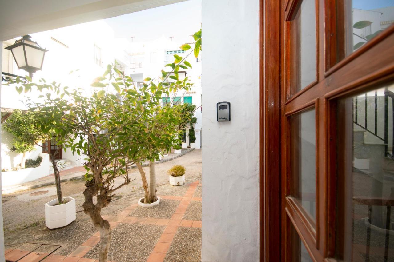 Apartamento Con Vistas Al Mar โกนิล เด ลาฟรอนเตรา ภายนอก รูปภาพ