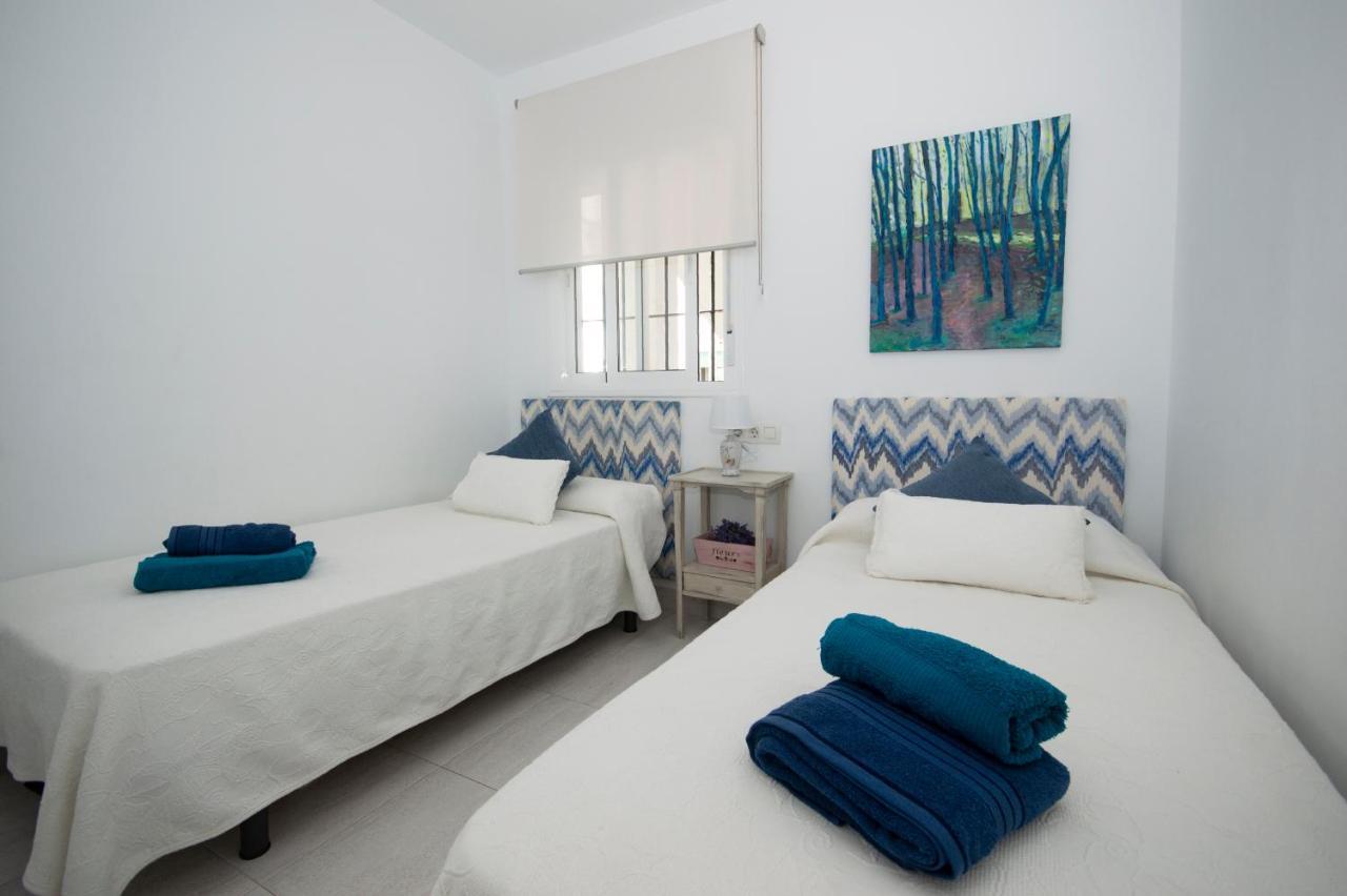 Apartamento Con Vistas Al Mar โกนิล เด ลาฟรอนเตรา ภายนอก รูปภาพ