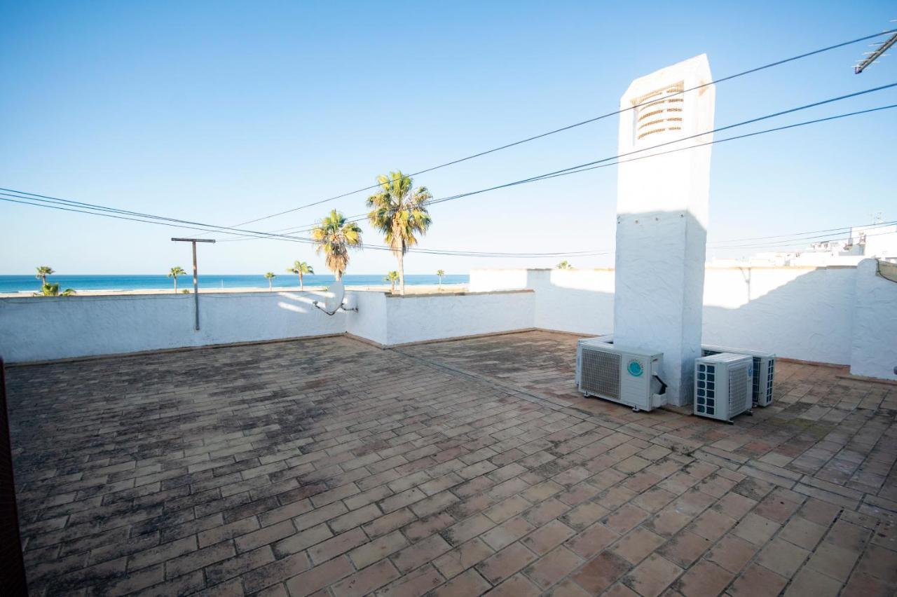 Apartamento Con Vistas Al Mar โกนิล เด ลาฟรอนเตรา ภายนอก รูปภาพ